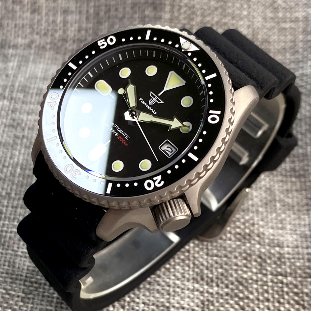 Titanium Sport Watch - Titanium Diver NH35A สีดําอัตโนมัติ 200M นาฬิกาผู้ชาย