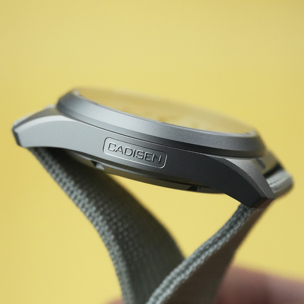 นาฬิกาข้อมือผู้ชาย CADISEN Tit - Titanium Sport Watch บทวิจารณ์และราคา