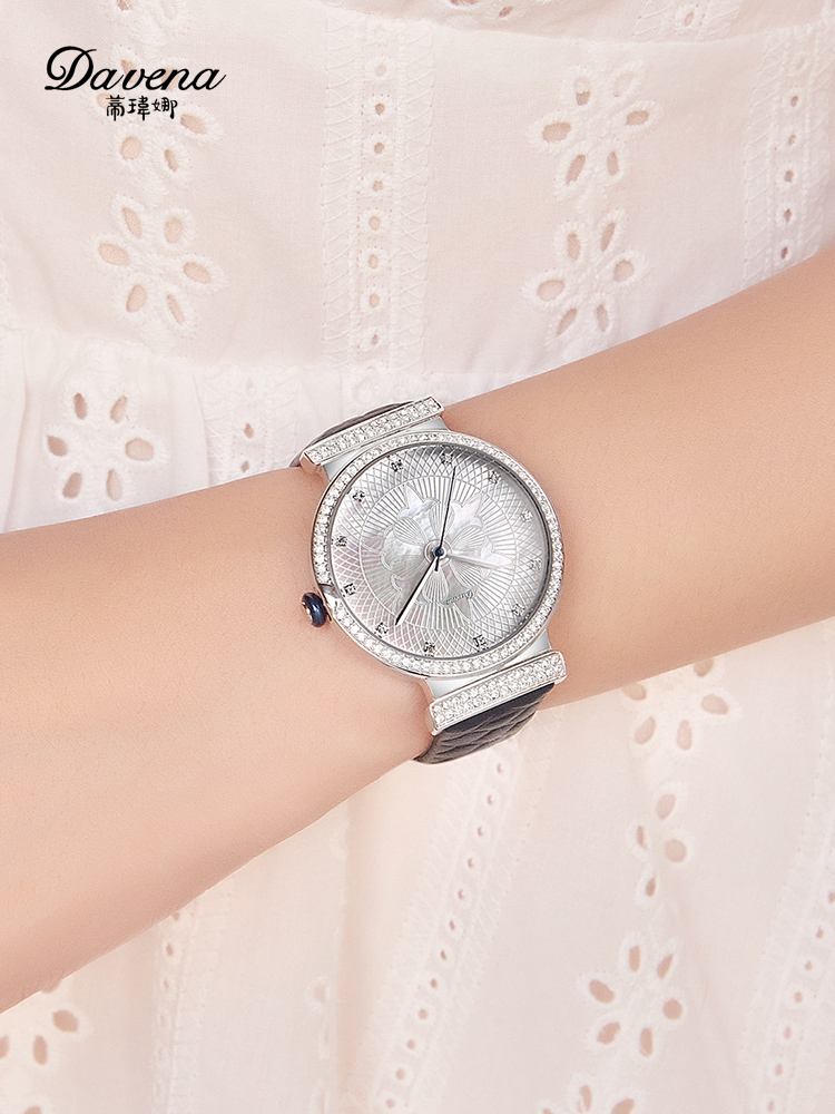 ลดราคา! ส่วนลดนาฬิกาเดวาน่า คร - Luxury Watch Discount บทวิจารณ์และราคา