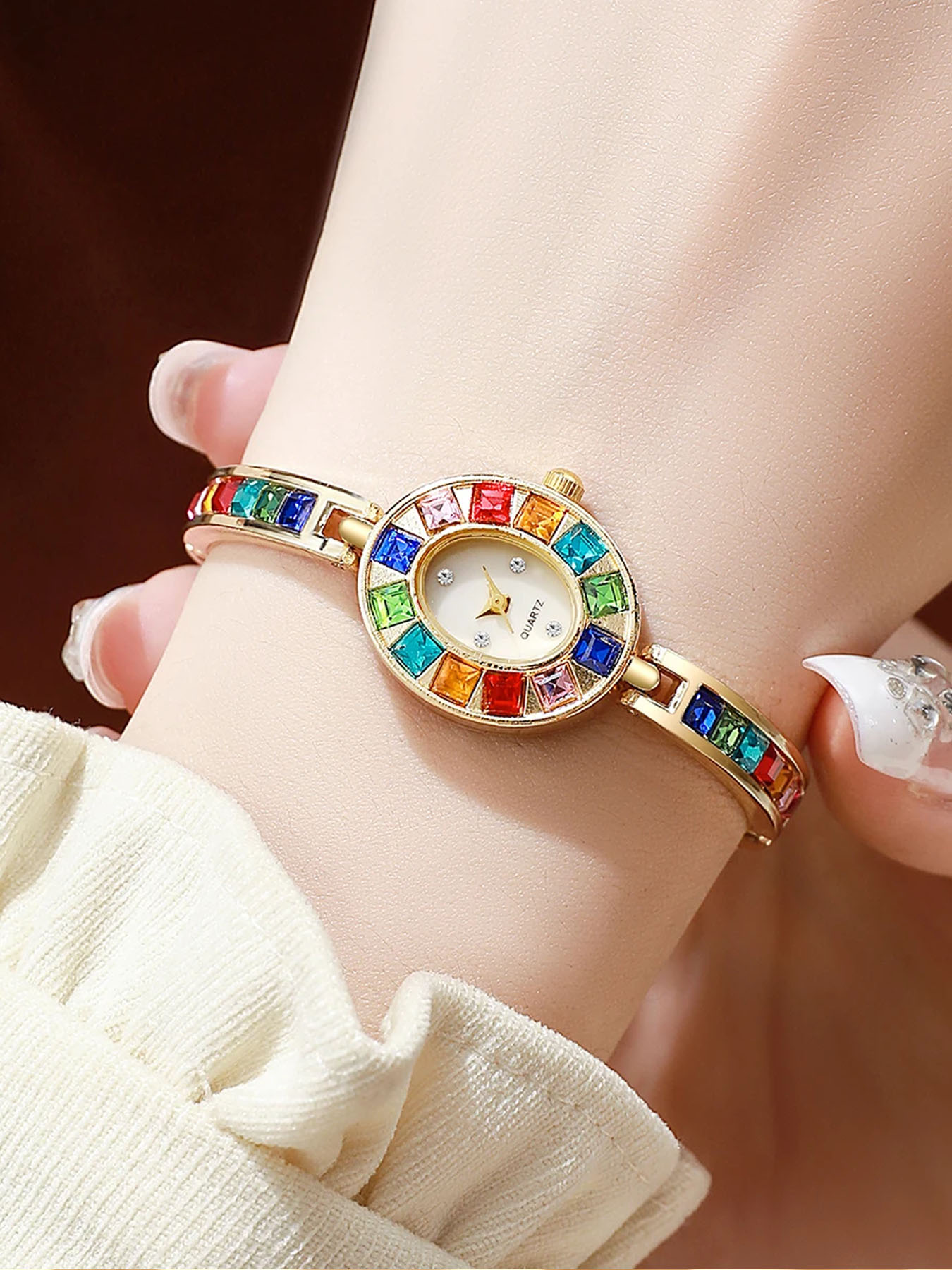 นาฬิกาผู้หญิง - ขนาดเล็ก, ดีไซ - Luxury Watch Trading บทวิจารณ์และราคา