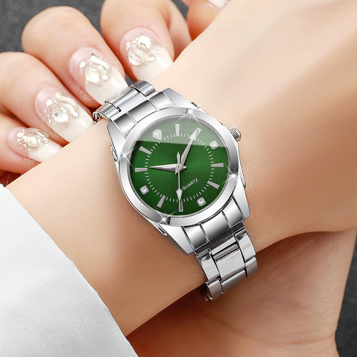 Luxury Rhinestone ผู้หญิงนาฬิก - Luxury Watch Safe บทวิจารณ์และราคา