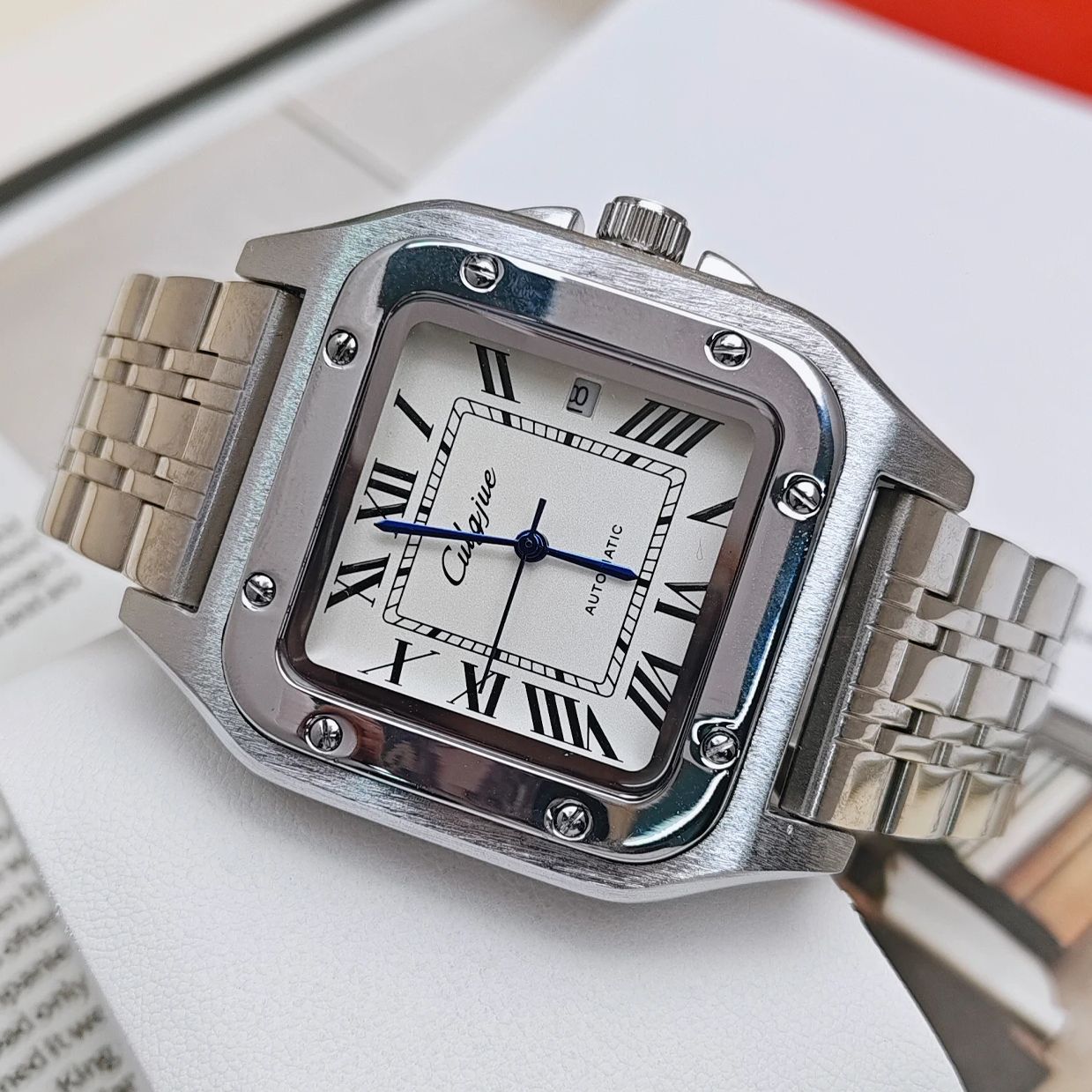 นาฬิกาธุรกิจสุดหรูสำหรับผู้ชาย - Luxury Watch Values บทวิจารณ์และราคา
