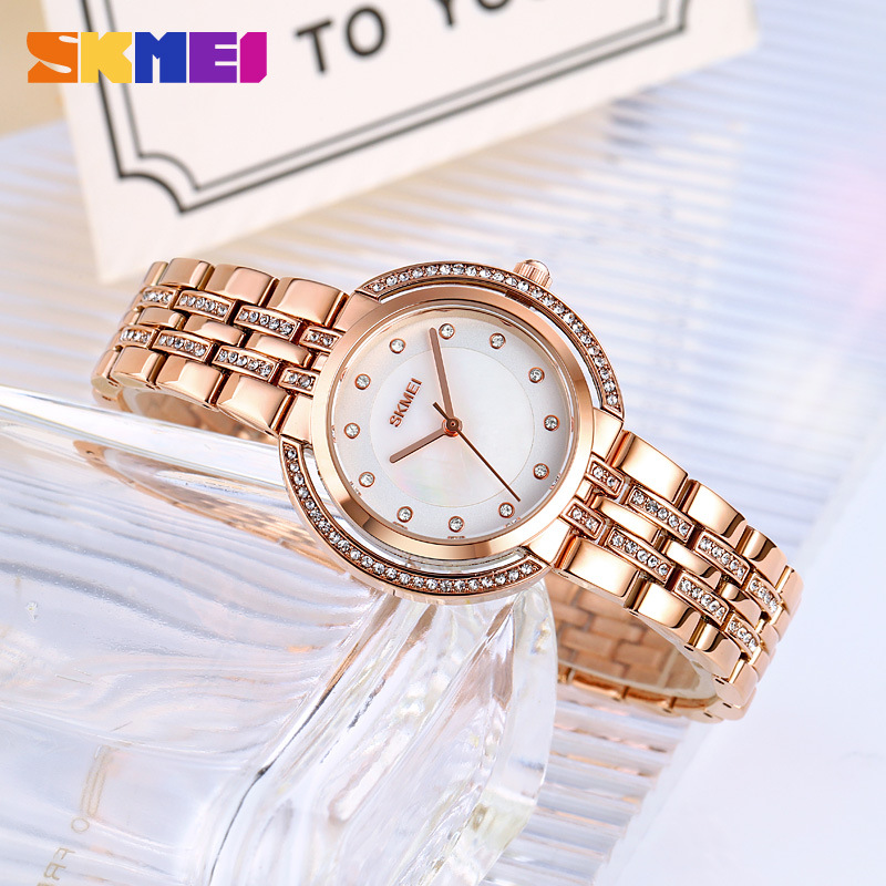 สร้อยข้อมือสตรีนาฬิกาควอตซ์หรู - Luxury Watches บทวิจารณ์และราคา